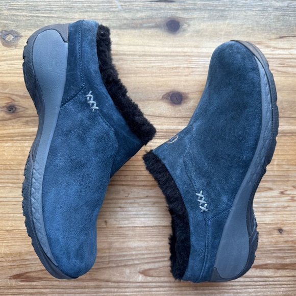 Merrell Shoes - Merrell Suede Shearling Lined Slip-On Shoes | Air Cushion | Size 7 | New